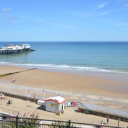 Flat E Apartment Cromer Exterior photo